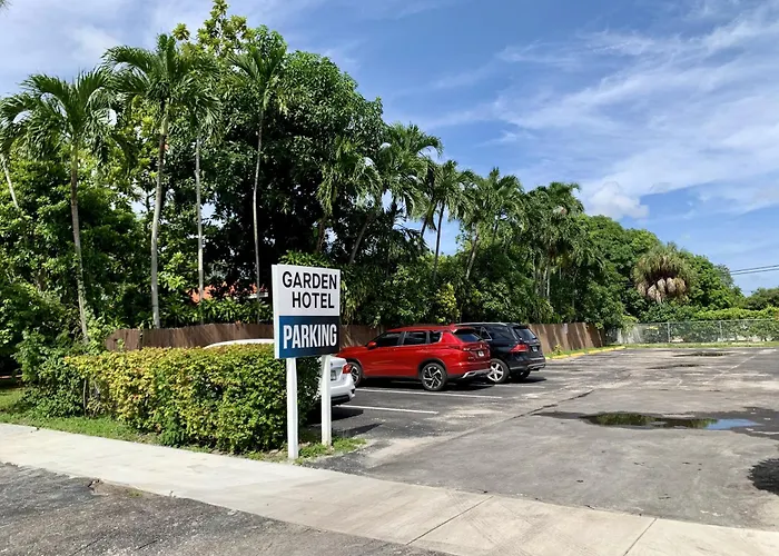 Atrium Hotel, Trademark Collection By Wyndham Miami Springs